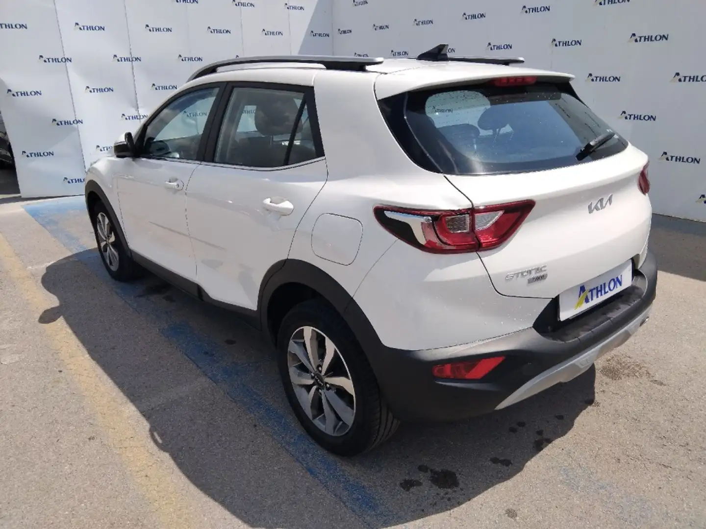 Kia Stonic 1.0 T-GDi MHEV Drive 120 Blanc - 2