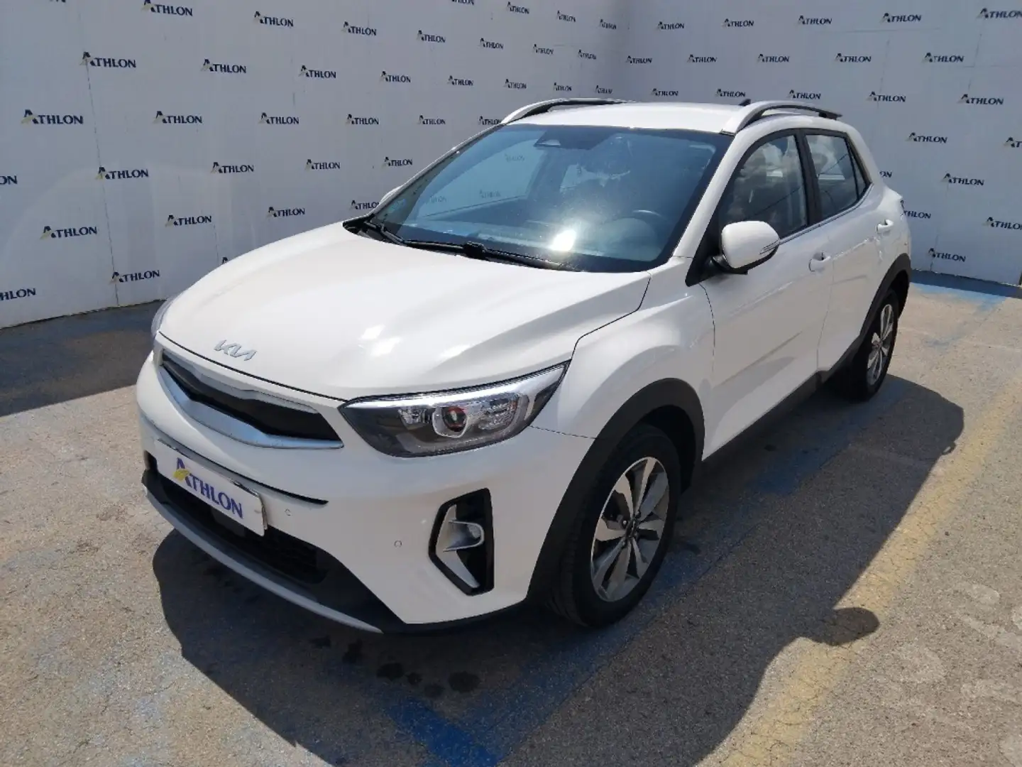 Kia Stonic 1.0 T-GDi MHEV Drive 120 Blanc - 1