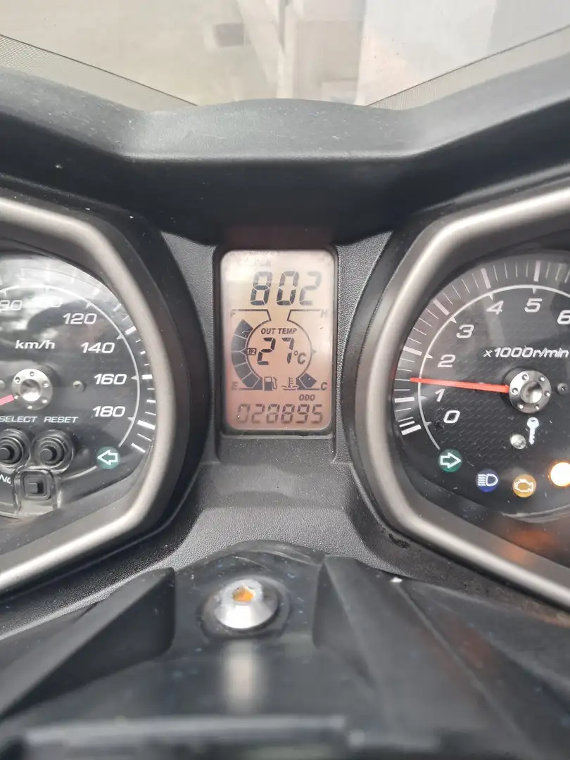 Yamaha X-Max 400 Сірий - 1