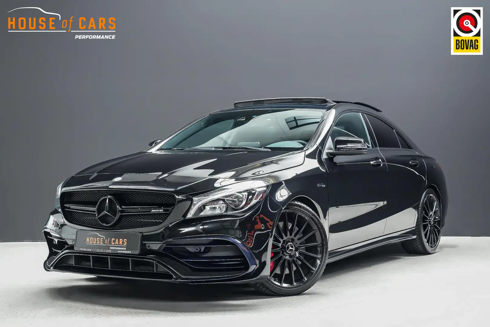 Mercedes-Benz CLA 45 AMG 380pk 4MATIC |AMG-pakket|pano|sportuitlaat|Apple C Zwart - 1