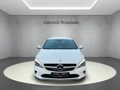 Annonce voiture d'occasion Mercedes-Benz CLA 200 - CARADIZE