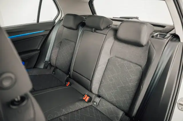 Volkswagen Golf view 7