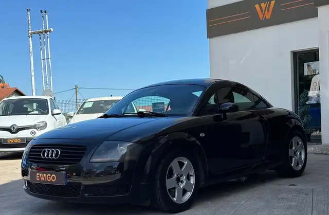 Audi TT view 6
