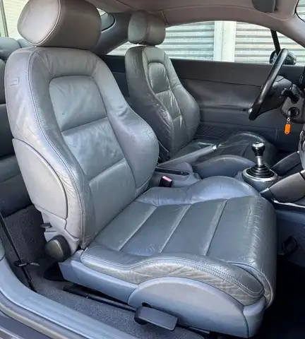 Audi TT view 26