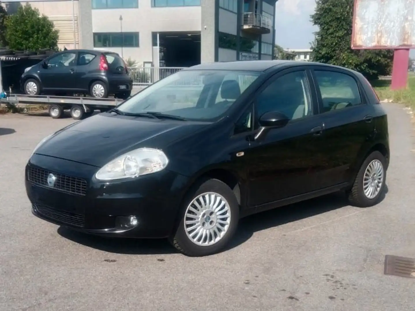 Fiat Punto Negro - 2
