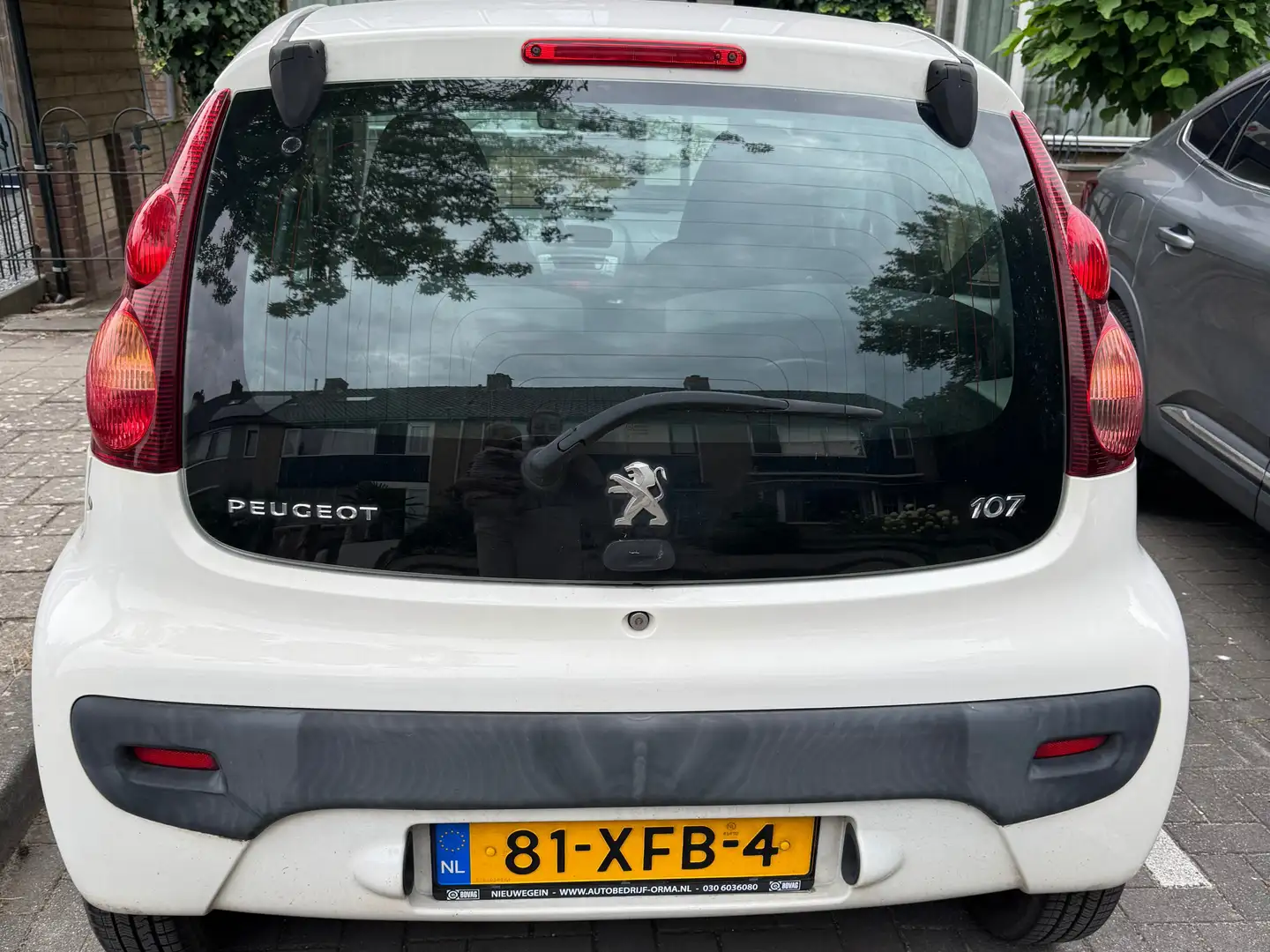 Peugeot 107 107 1.0 Access Accent Wit - 2