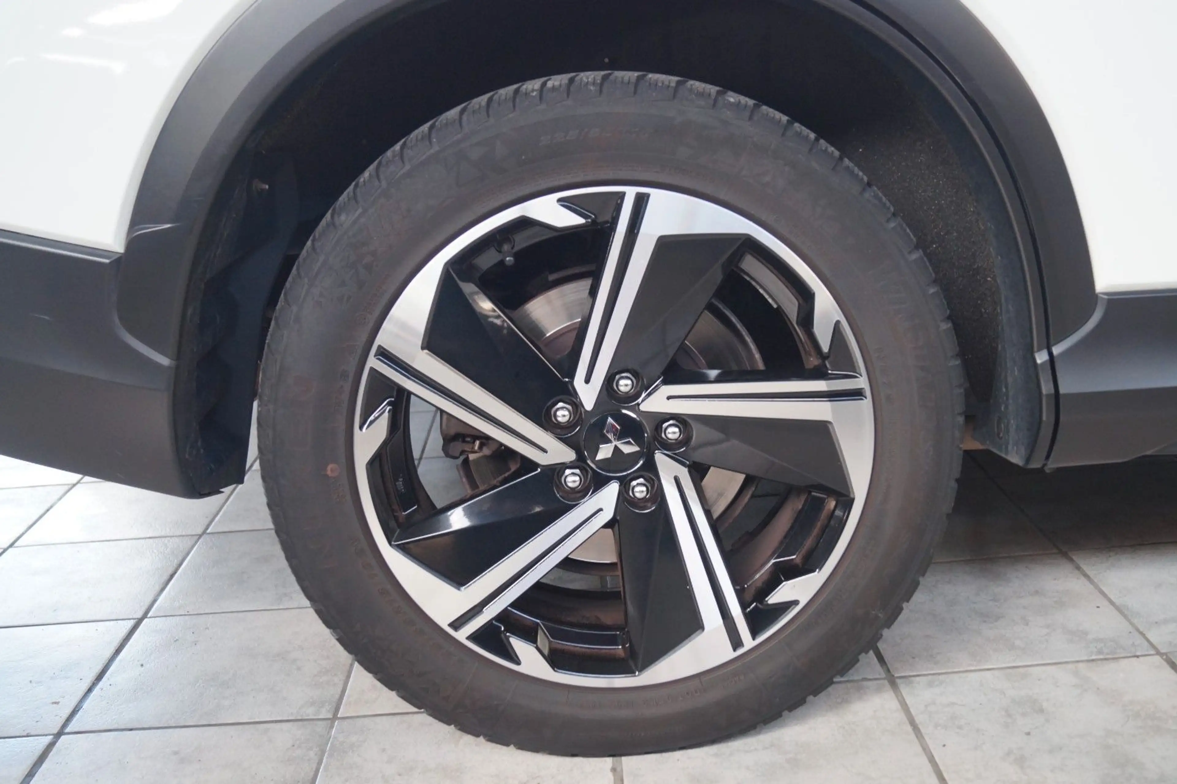 Mitsubishi Eclipse Cross — photo 5