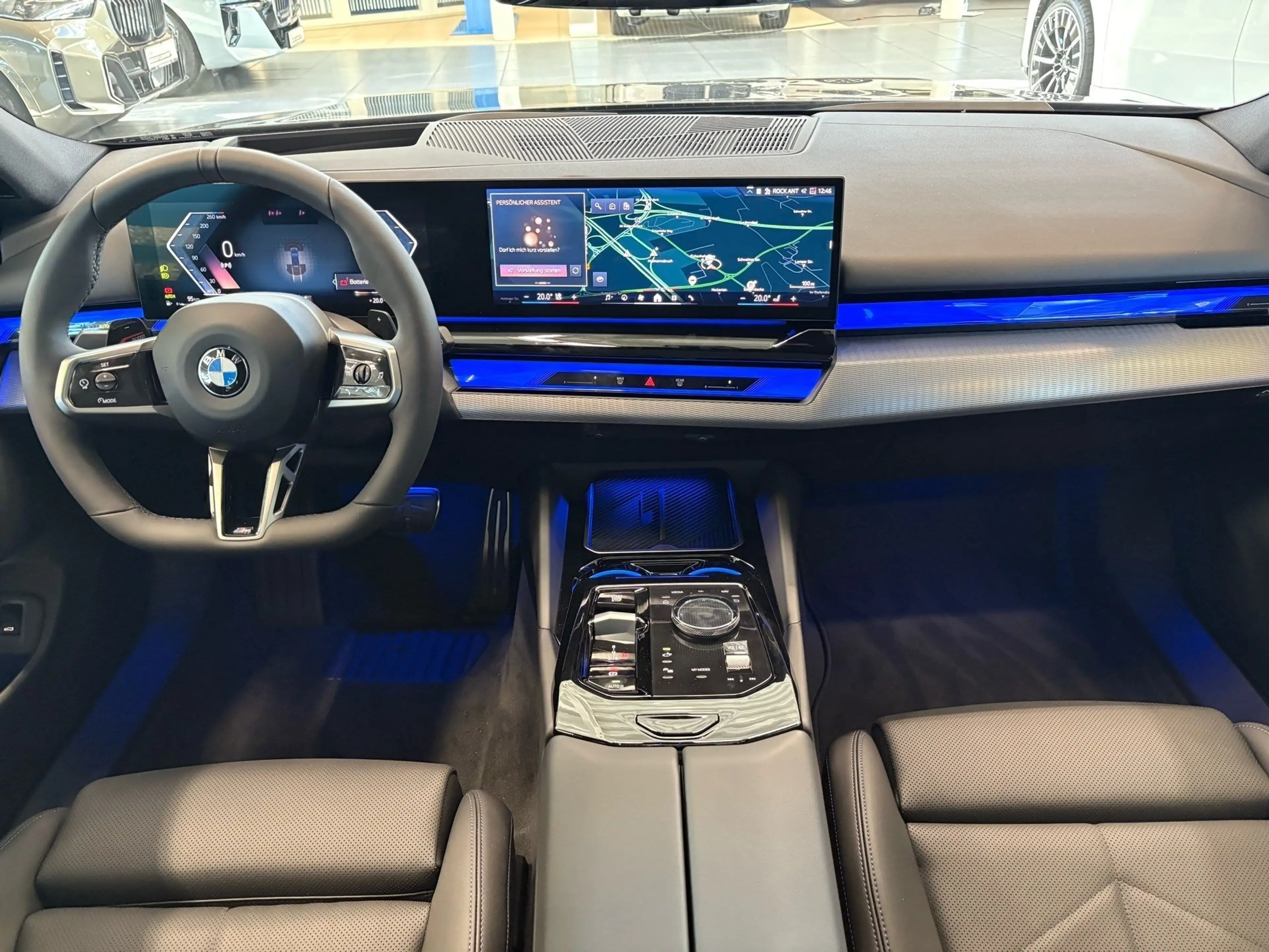 BMW 520 d Touring M Sport Pro DA Prof PA+ Pano AHK H/K 19" — photo 3
