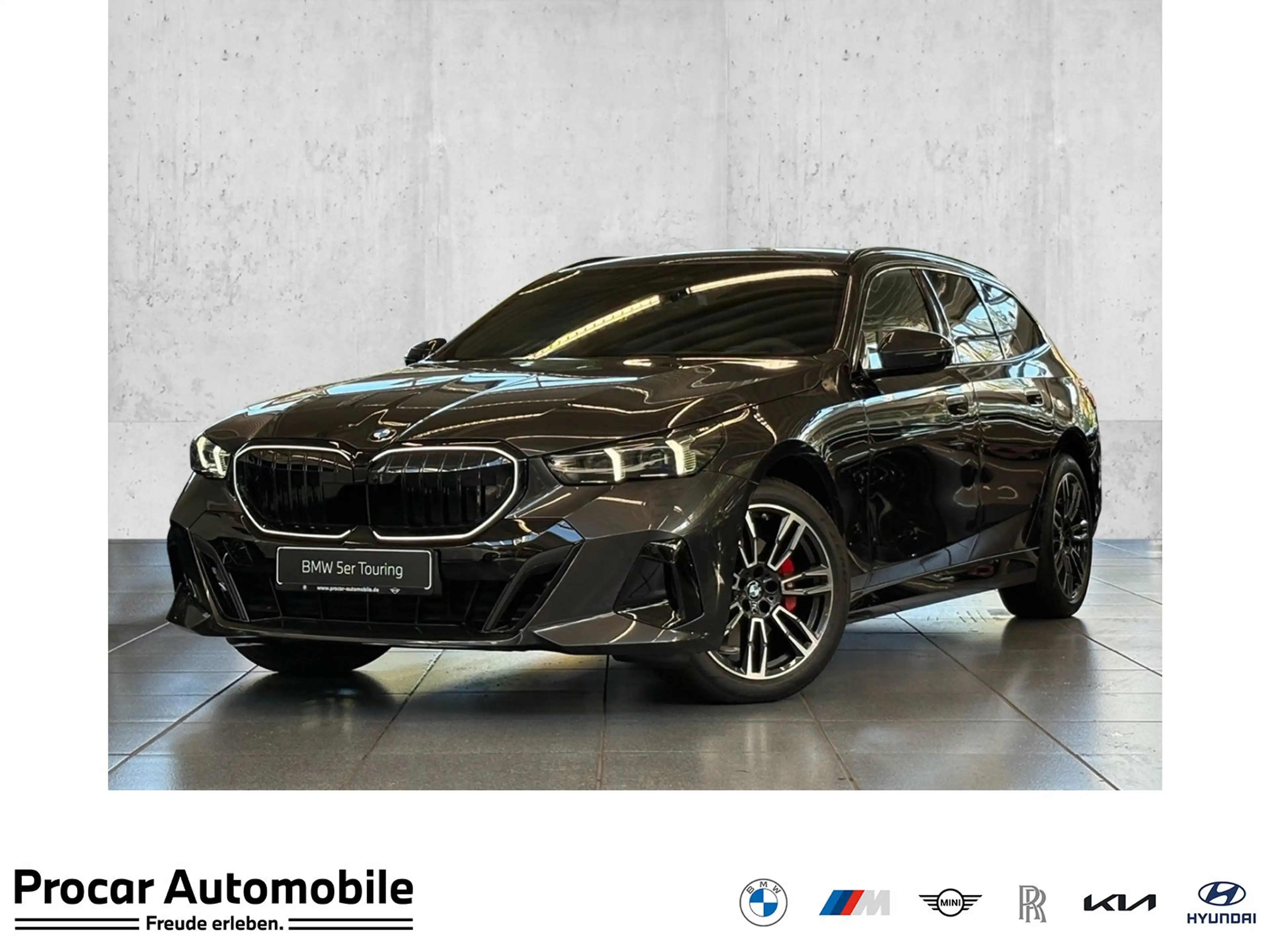 BMW 520 d Touring M Sport Pro DA Prof PA+ Pano AHK H/K 19"