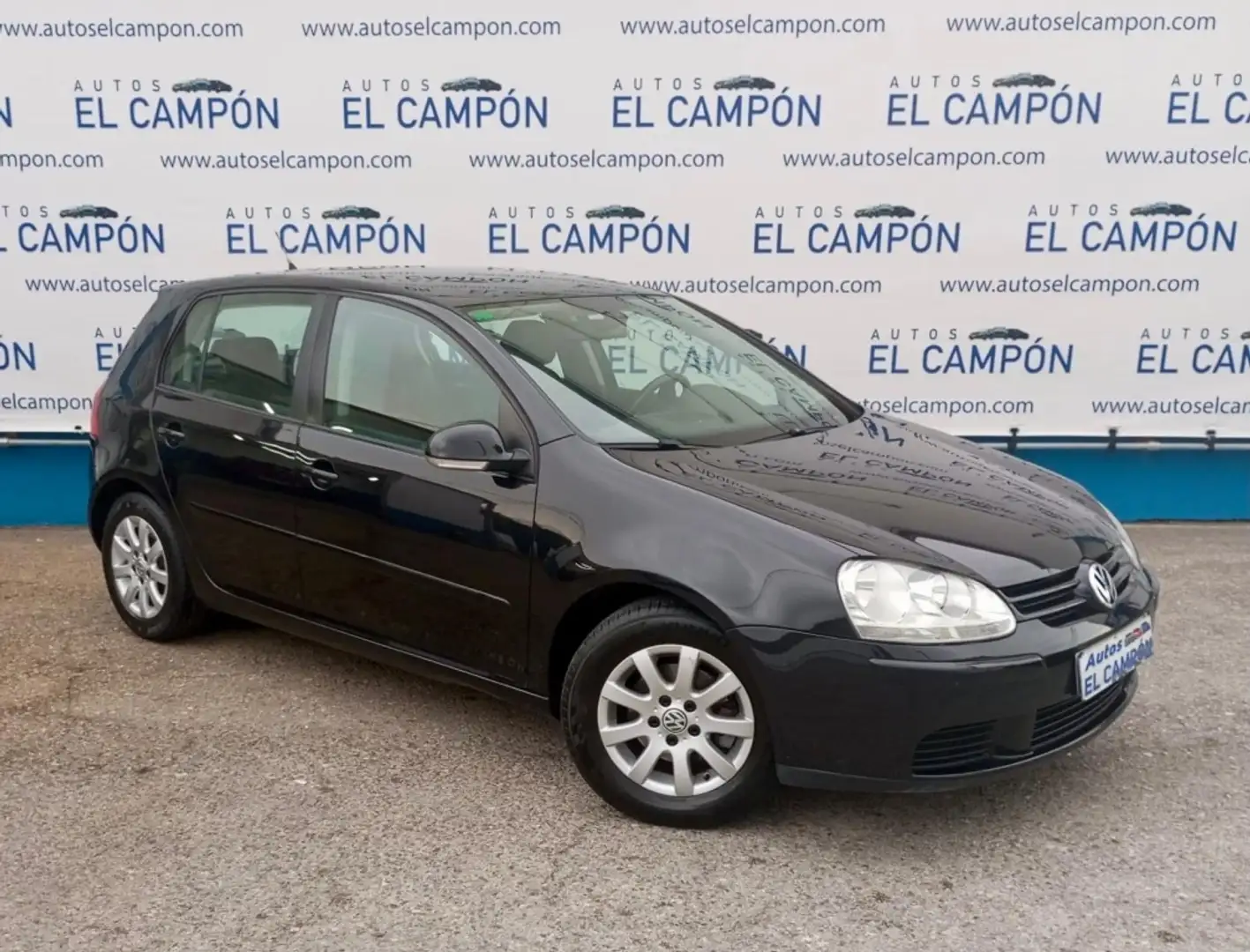 Volkswagen Golf 1.6 FSI Trendline Negro - 2