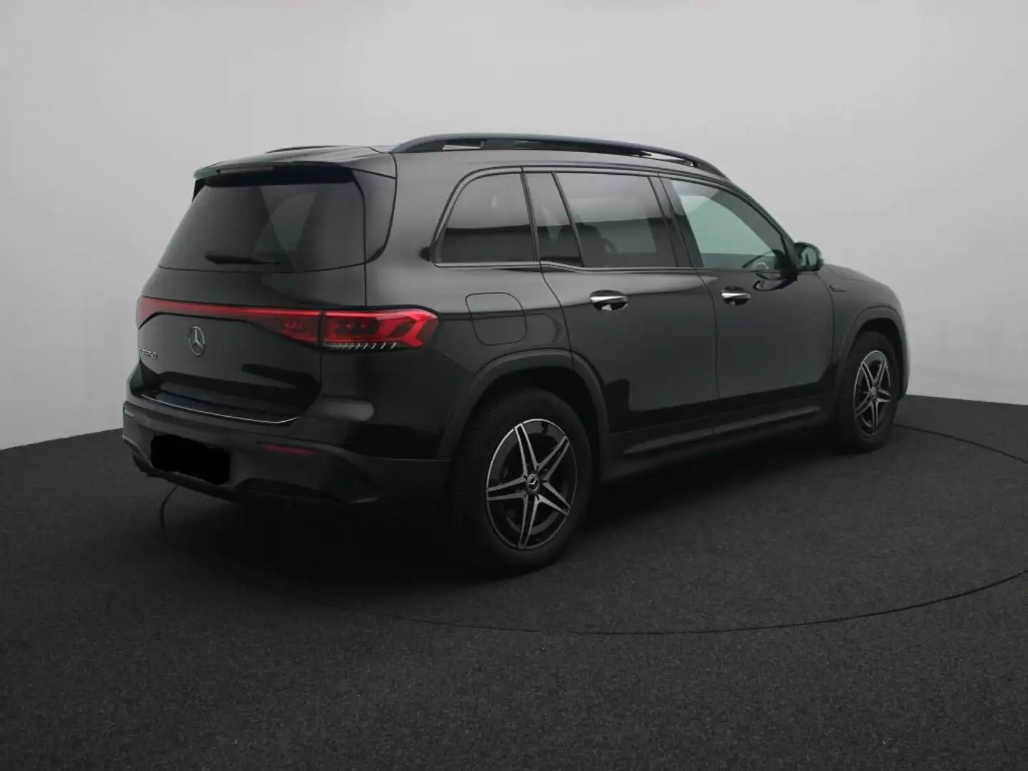 Mercedes-Benz EQB 250 AMG Line + PANORAMISCH DAK + NIGHTPAKKET + KEY LES Zwart - 2