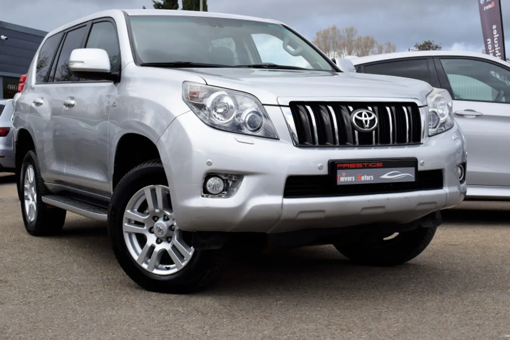 Toyota Land Cruiser 190 D-4D FAP LEGENDE BVA 5P le prix inclut la carte grise Gris - 1