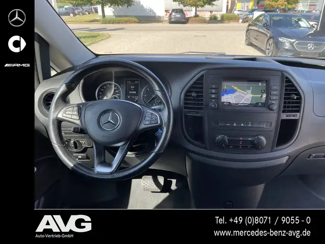 Mercedes-Benz Vito view 12