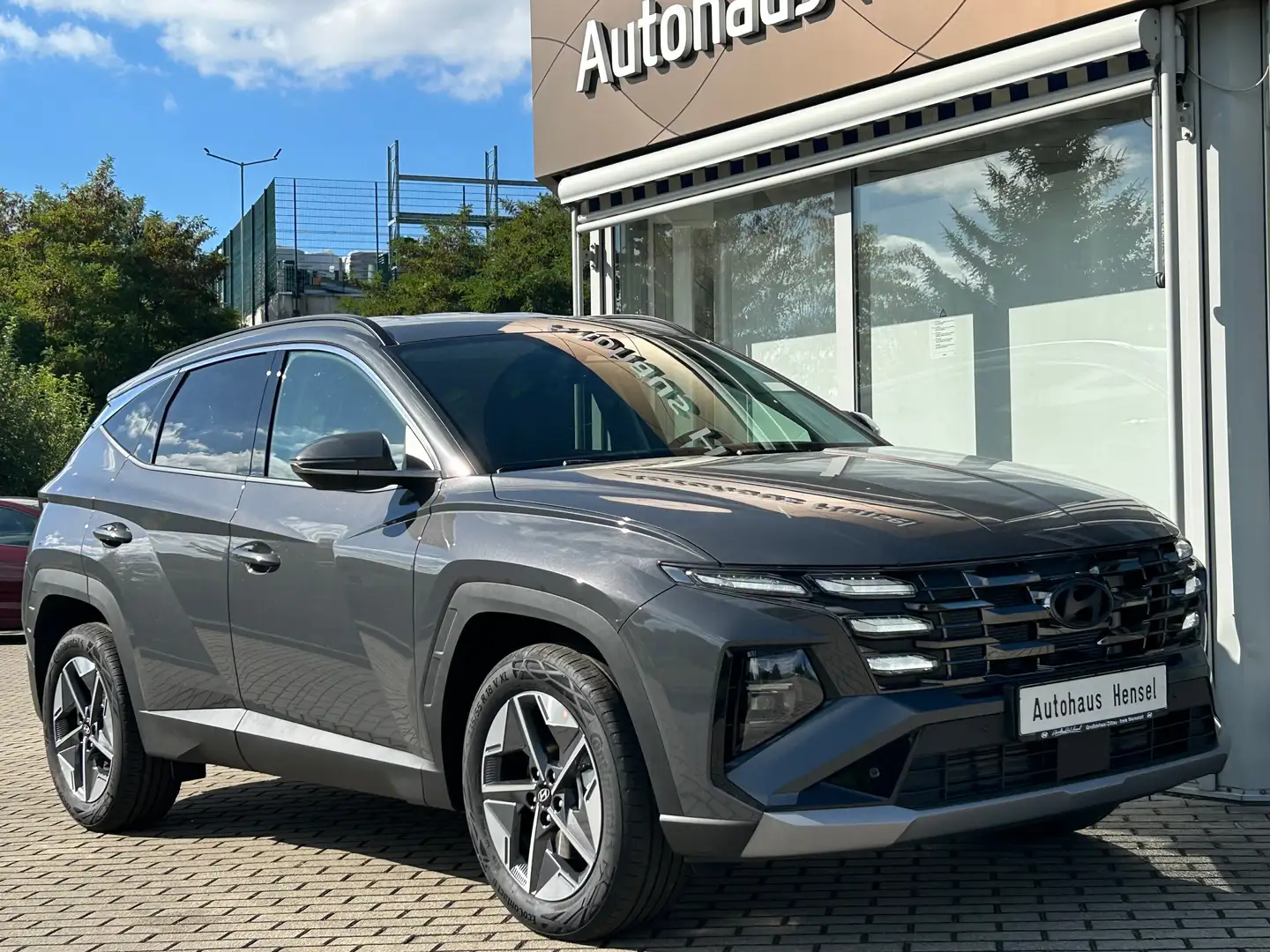 Hyundai TUCSON 1.6 T-GDi DCT Trend Matrix Navi -HYUKundenAktion- Gris - 2