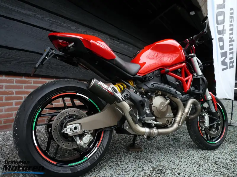 Ducati Monster 821 - foto 5