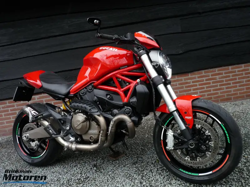 Ducati Monster 821 - foto 3