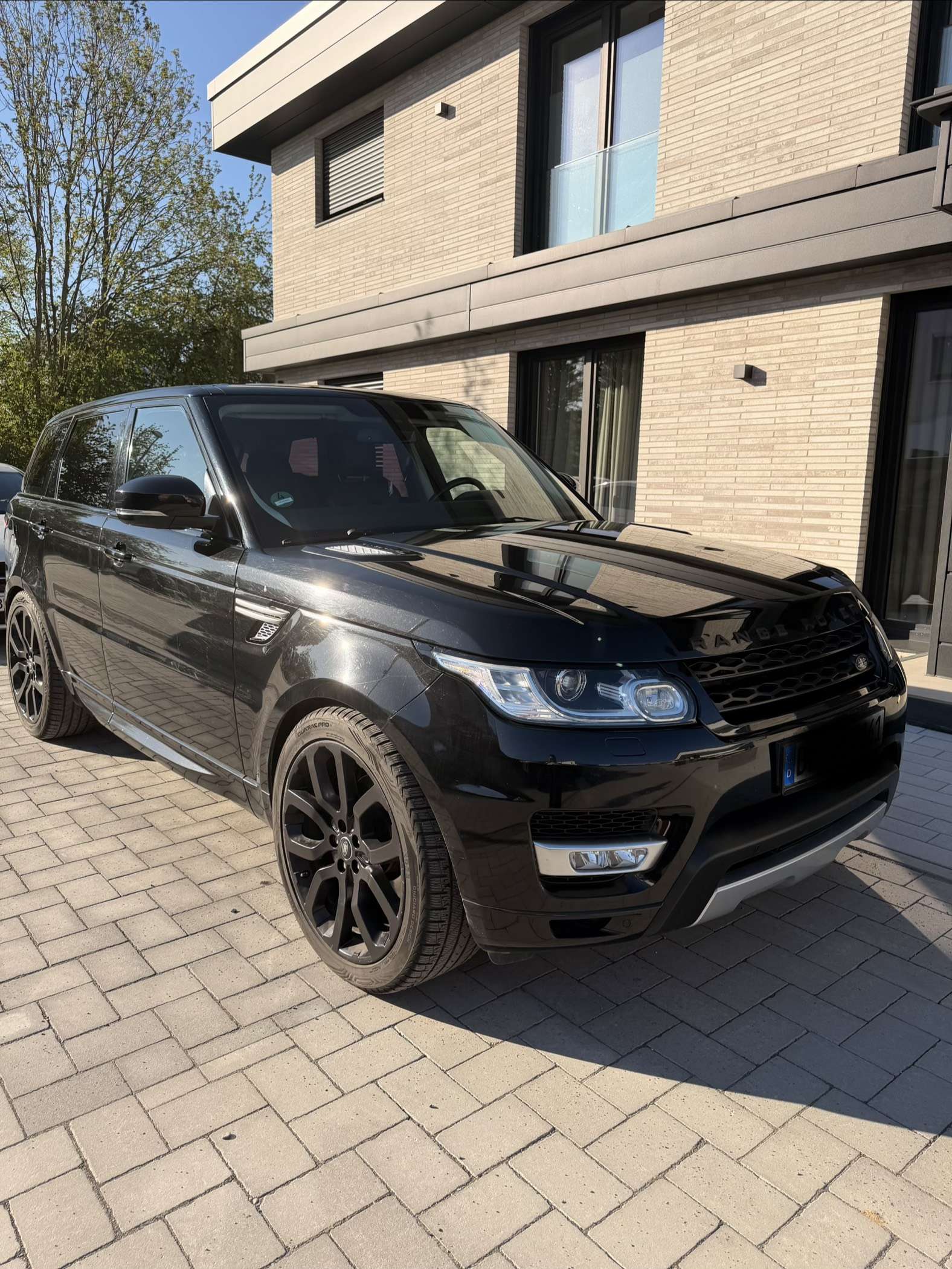 Second hand Land Rover Range Rover Sport 3.0