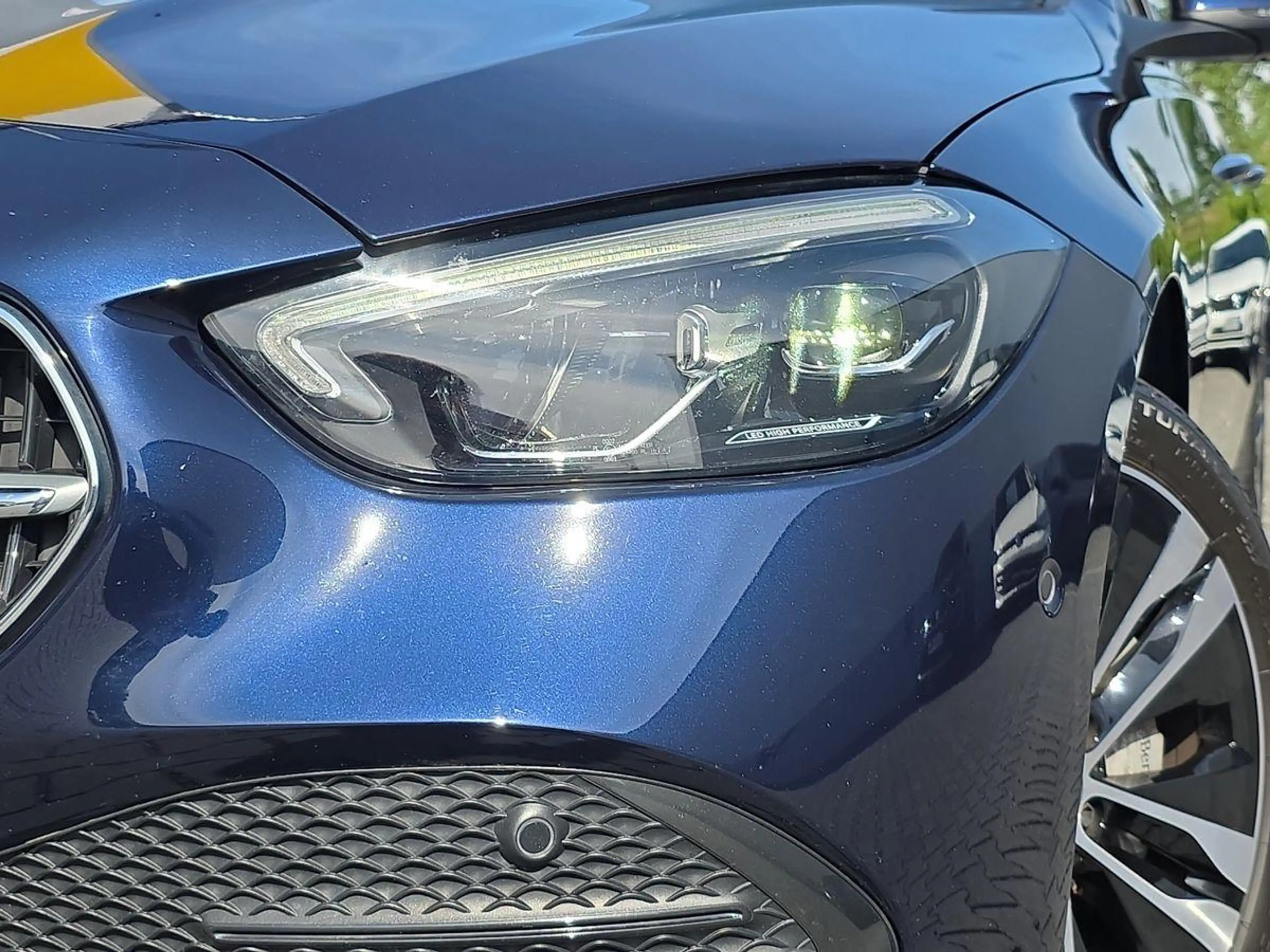 Mercedes-Benz C 300 e LEDER DISTRONIC AMBIENTE 360° NAVI — photo 6