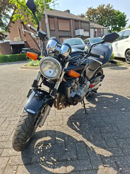 Honda CB 600 F Hornet - foto 2