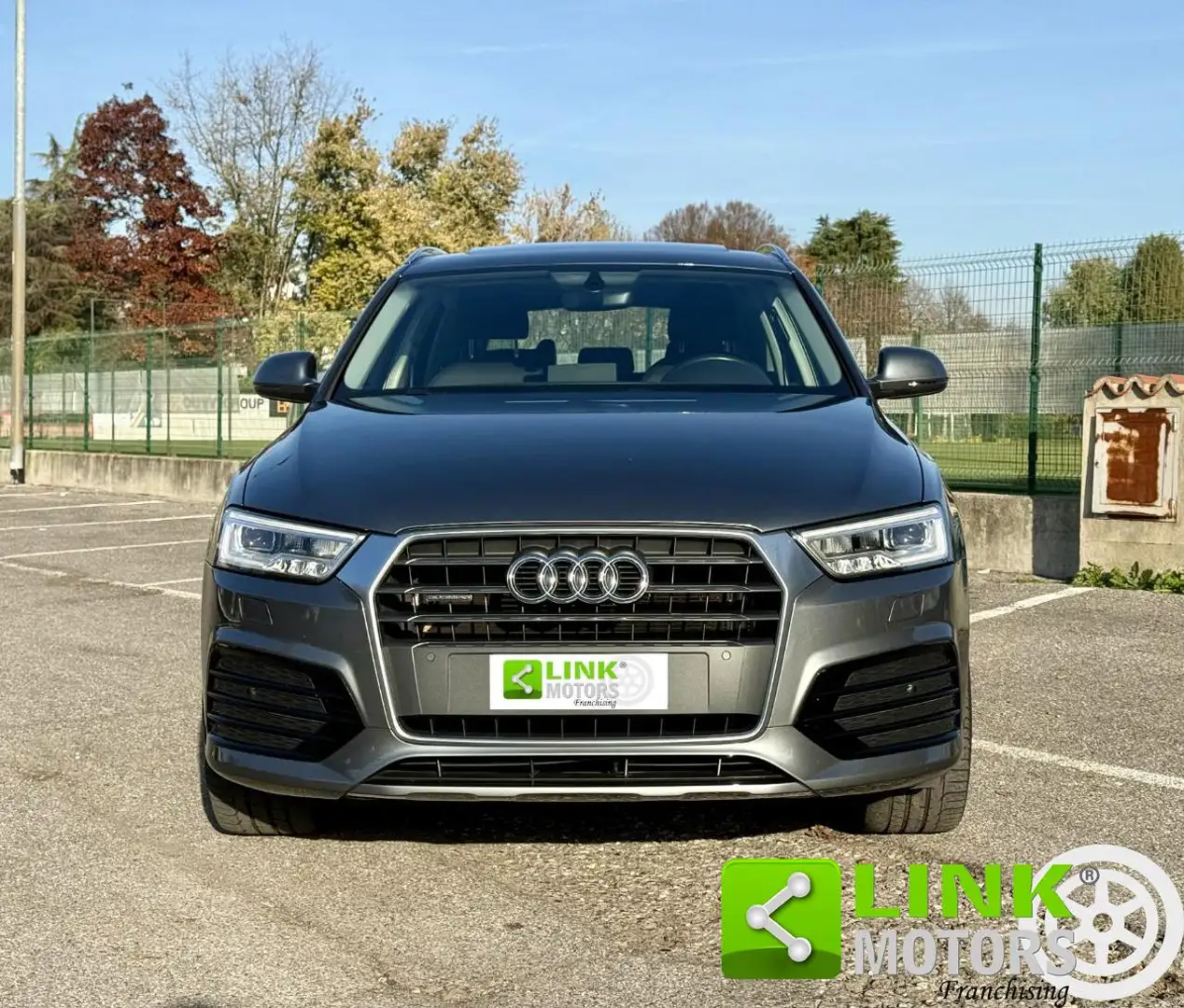 Audi Q3 2.0 TDI 150 CV quattro edition Sport s tronic Grigio - 2