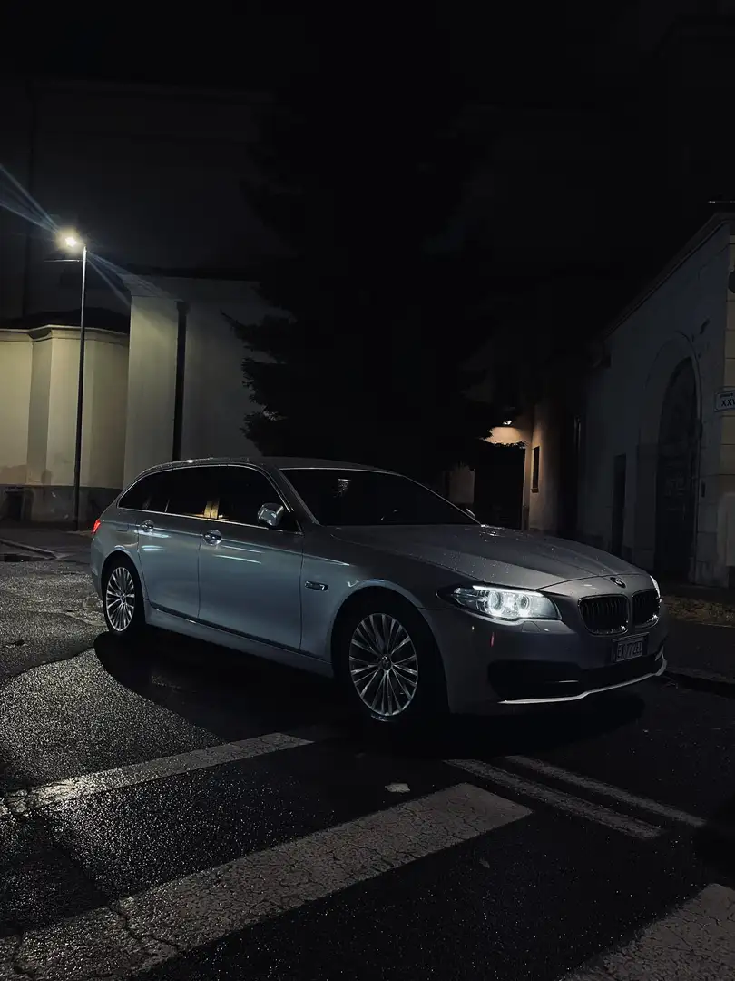 BMW 518 518d Touring Business 143cv auto E6 Silver - 1