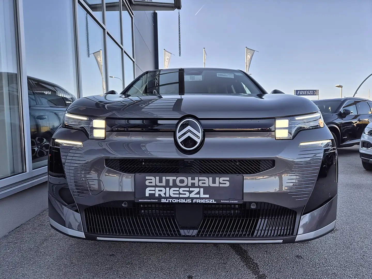 Citroen C5 Aircross mHEV 145 Max Aut. Grau - 2