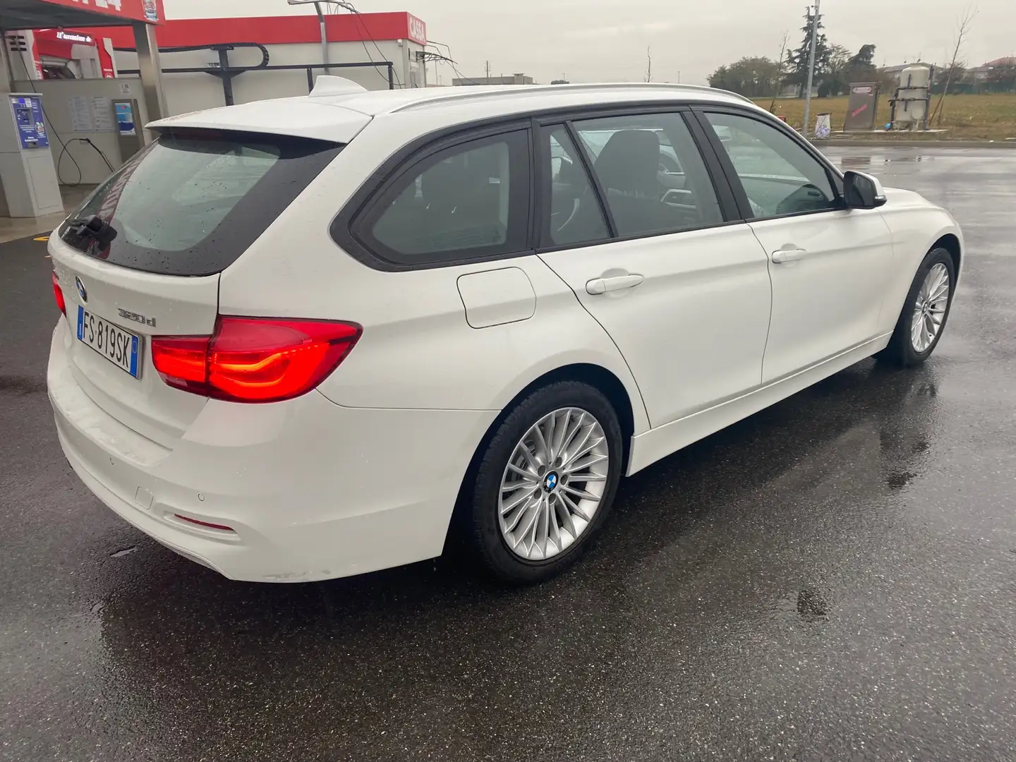 BMW 320 320d Touring xdrive auto  17” Navy Tagliandi Bmw Blanc - 2