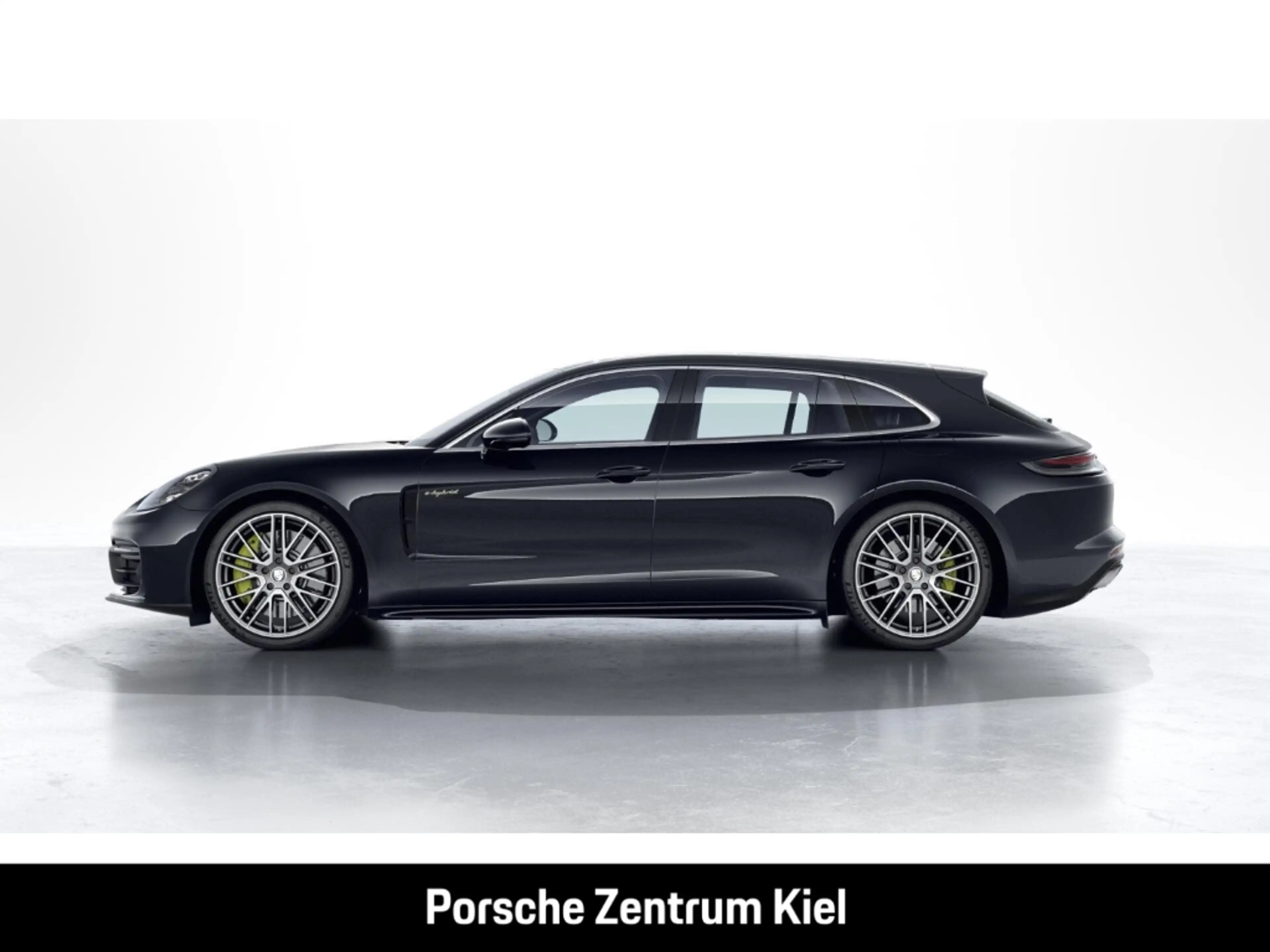 Porsche Panamera 4S E-Hybrid Sport Turismo — photo 2