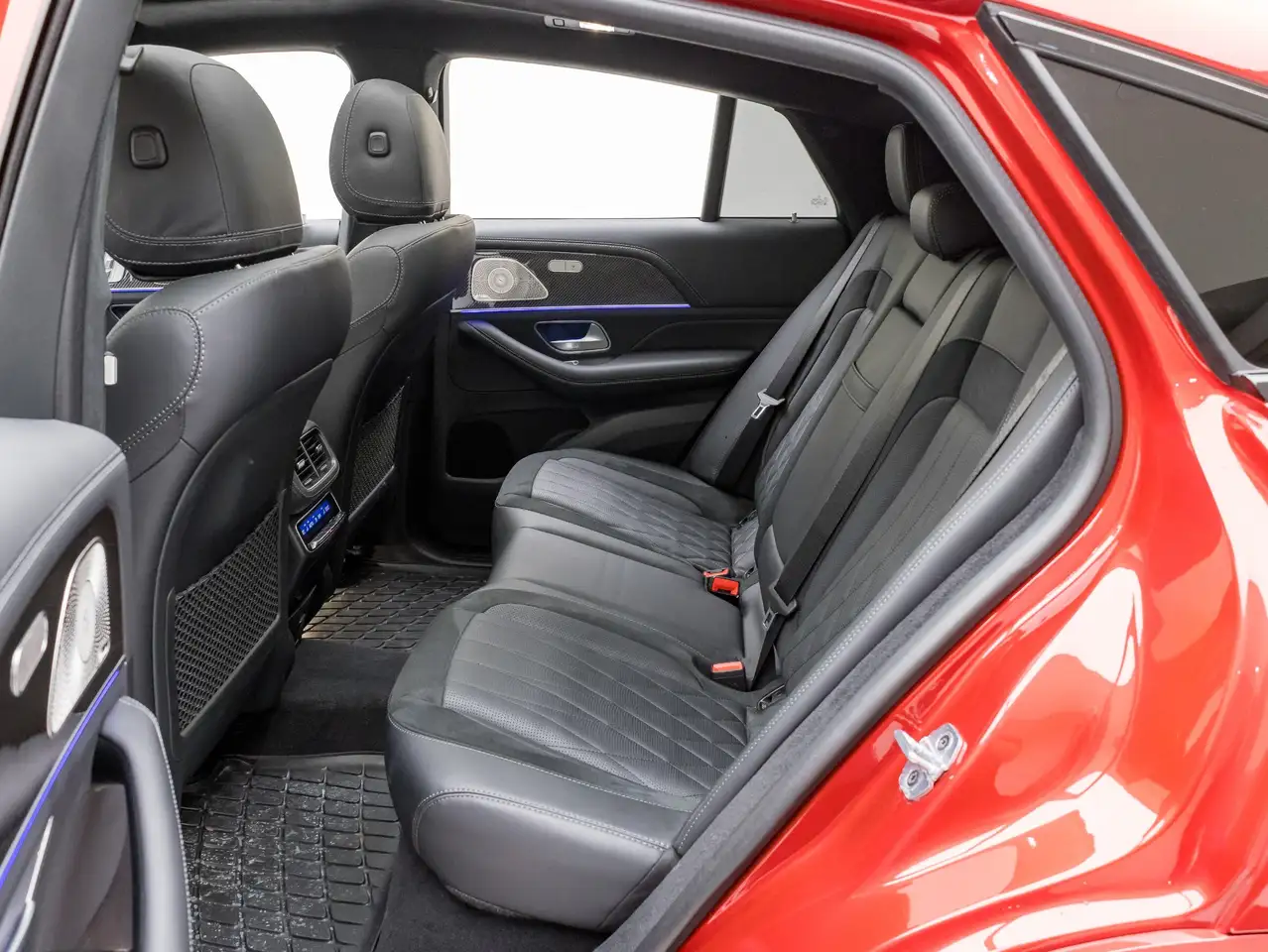 Mercedes-Benz GLE снимка Mercedes-Benz GLE