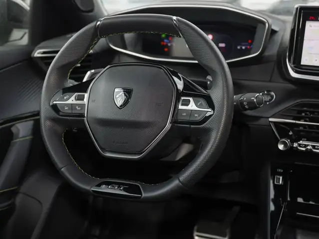 Peugeot 2008 view 13