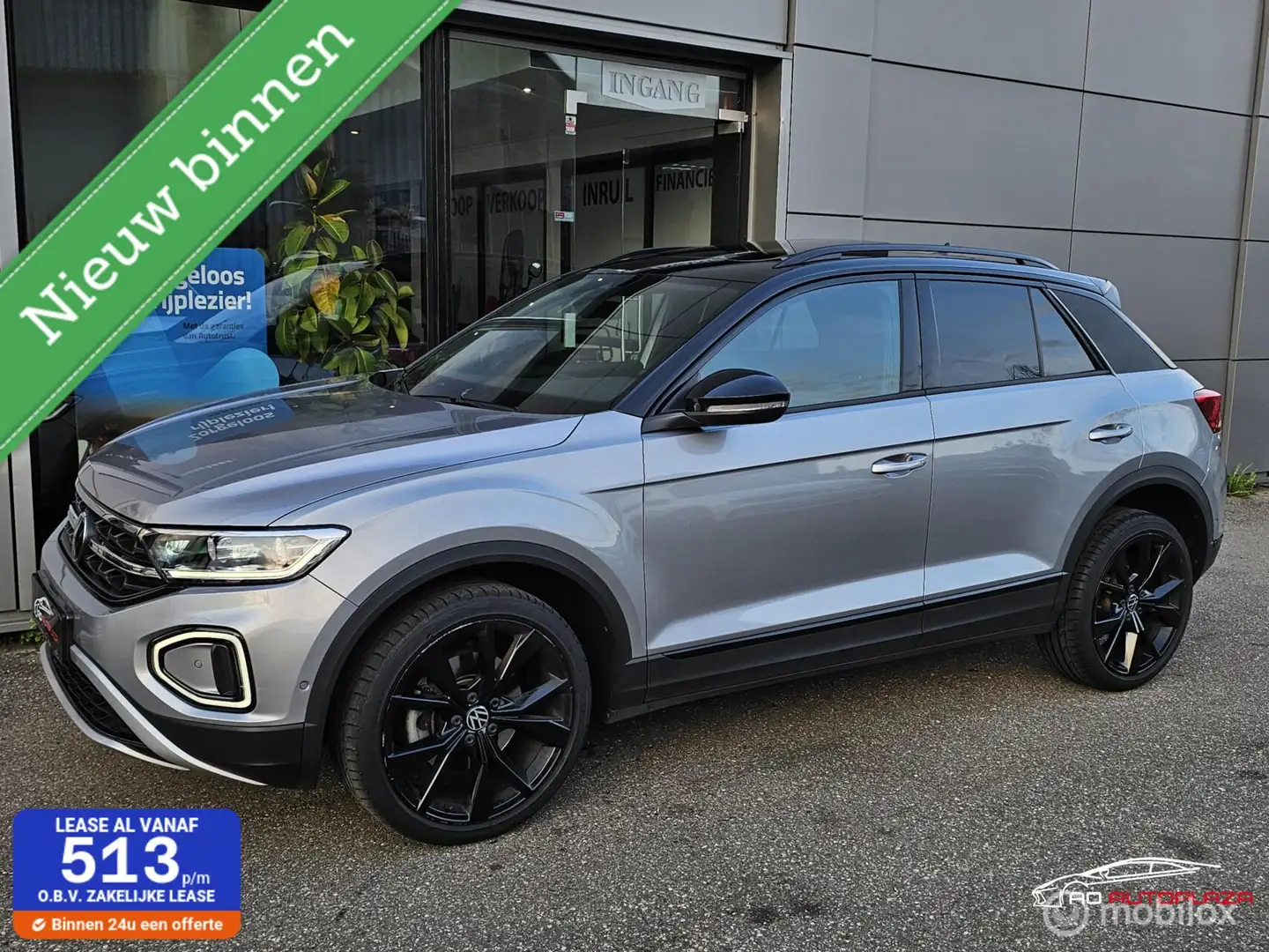 Volkswagen T-Roc 1.5 TSI Black Style Panorama/Keyless/IQ Light Zilver - 1
