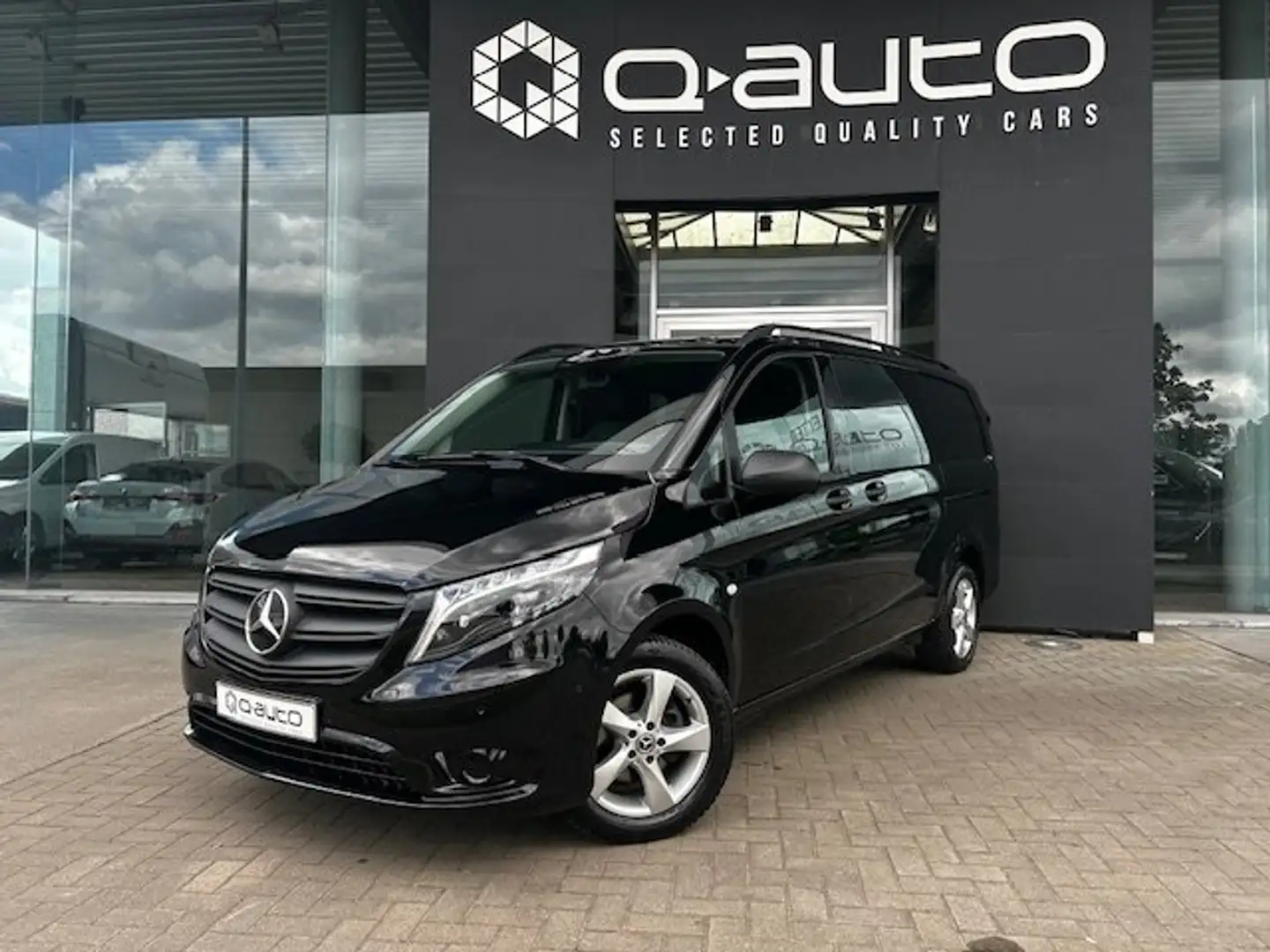 Mercedes-Benz Vito 114CDI Lang Aut. Dubbel Cabine / Led / Leder / Cam Noir - 1