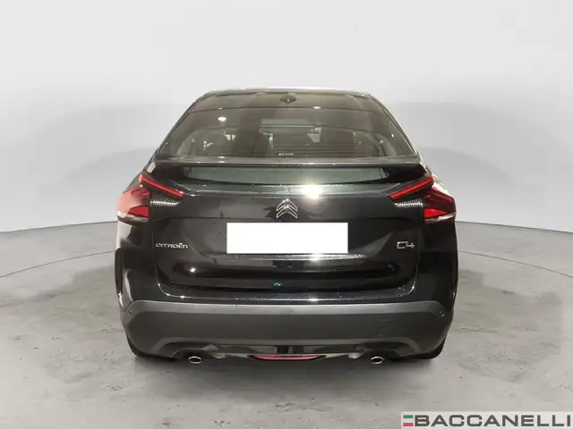 Citroen C4 view 3