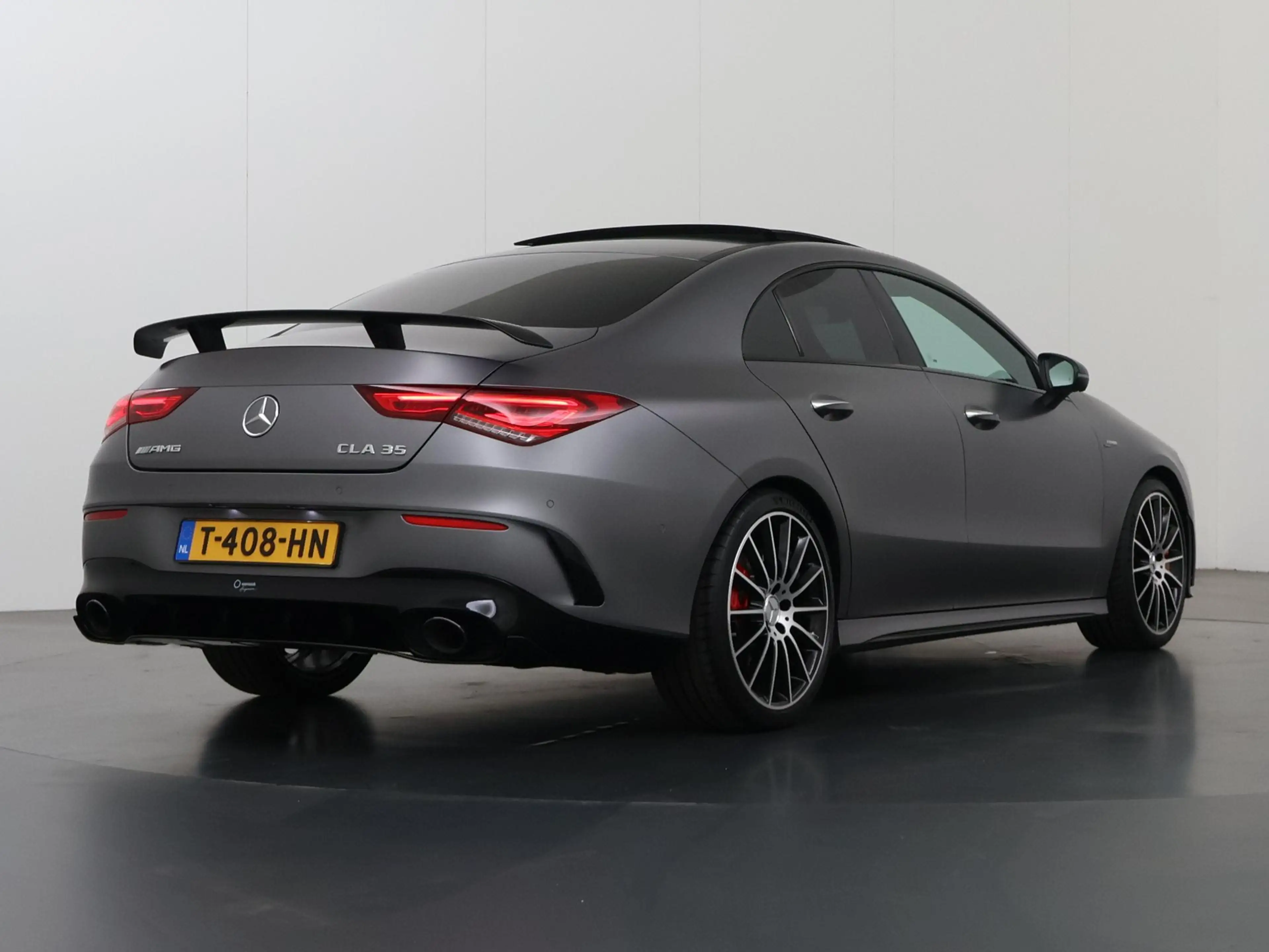 Mercedes-Benz CLA 35 AMG 4MATIC | Panoramadak | 19 inch | Memory pakket | — photo 2