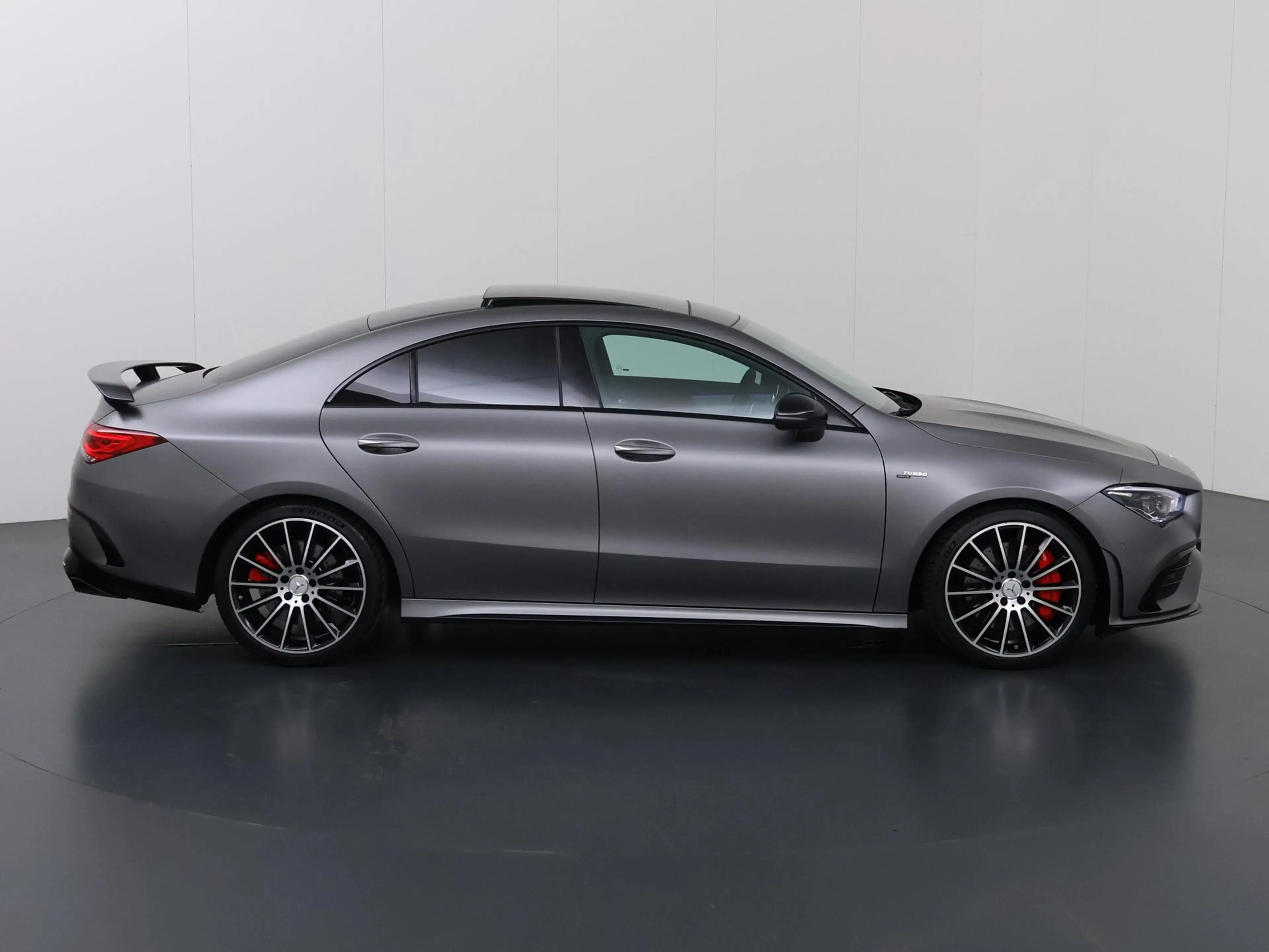 Mercedes-Benz CLA 35 AMG 4MATIC | Panoramadak | 19 inch | Memory pakket | — photo 6