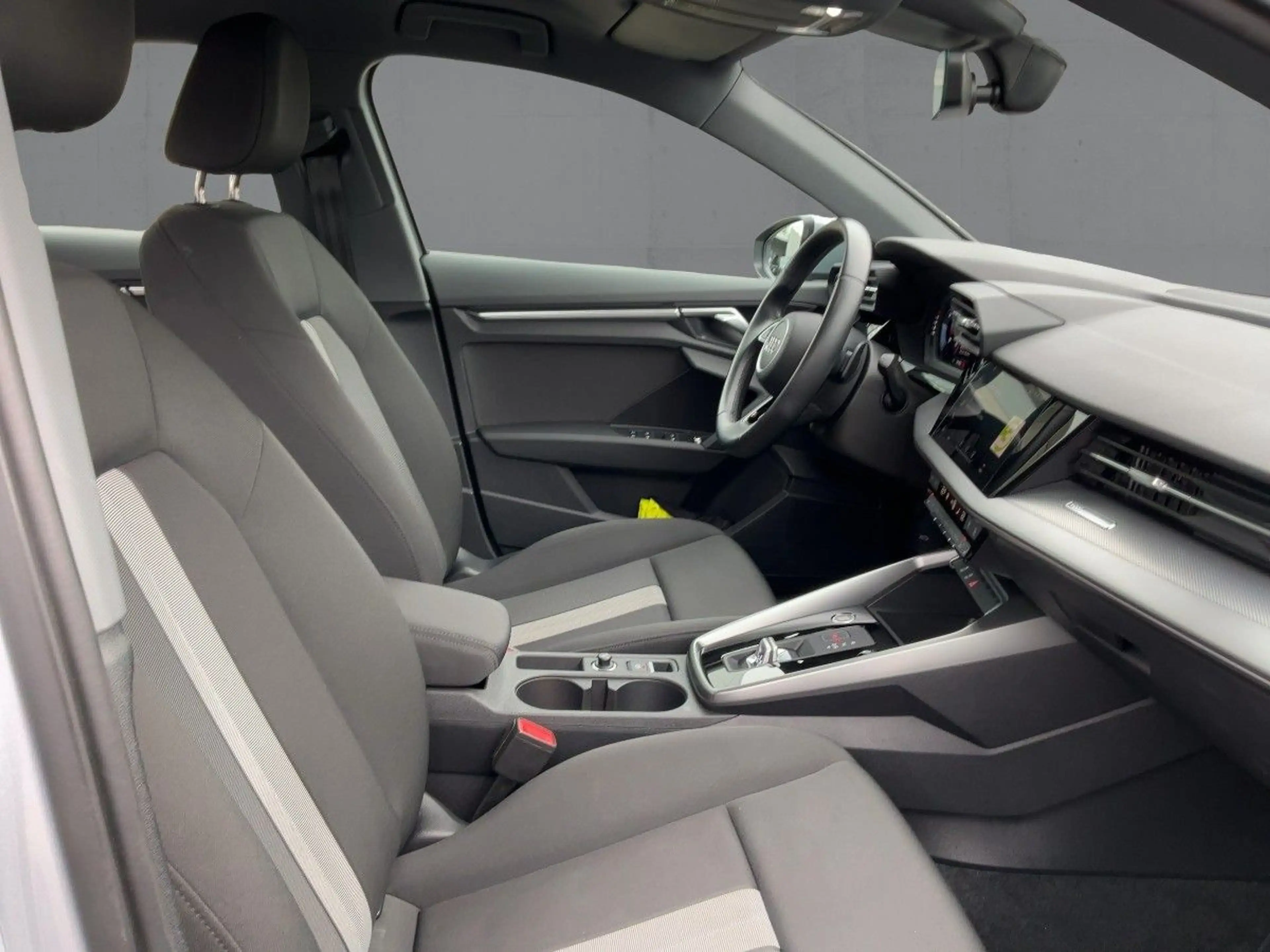 Audi A3 35 TDI S-TR ADVANCED LED+GRA+AHK+17 — photo 12