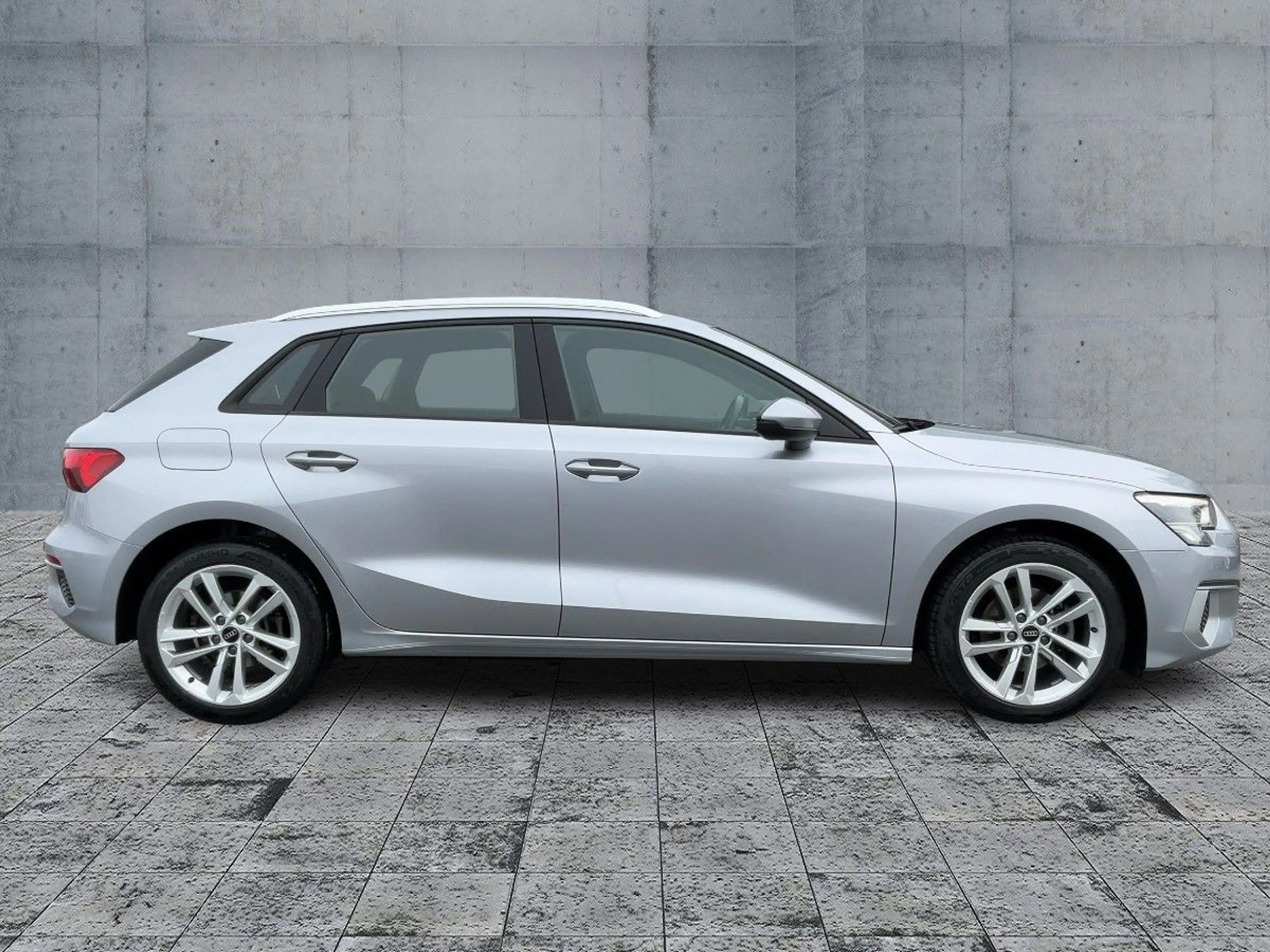 Audi A3 35 TDI S-TR ADVANCED LED+GRA+AHK+17 — photo 7
