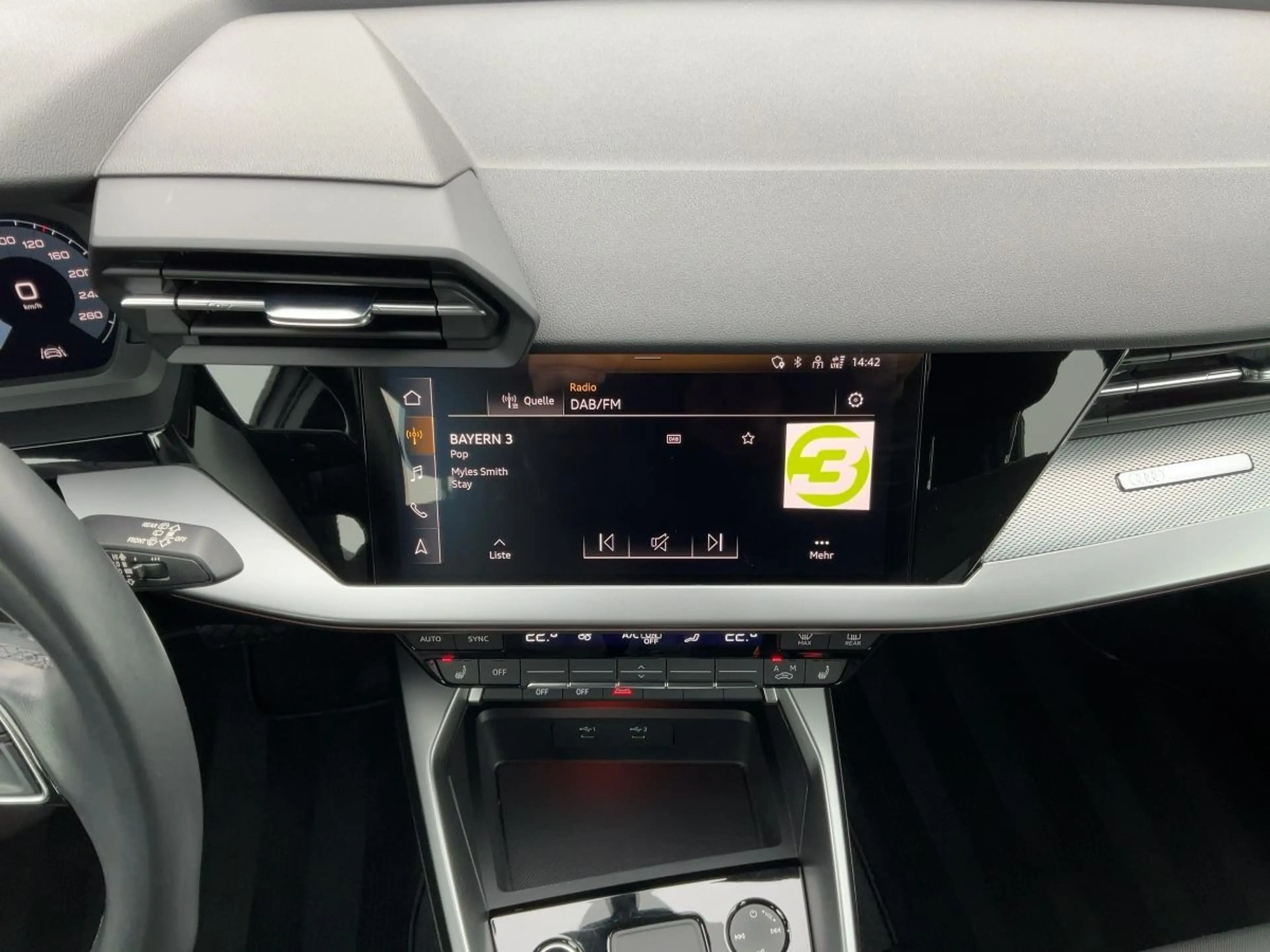Audi A3 35 TDI S-TR ADVANCED LED+GRA+AHK+17 — photo 11