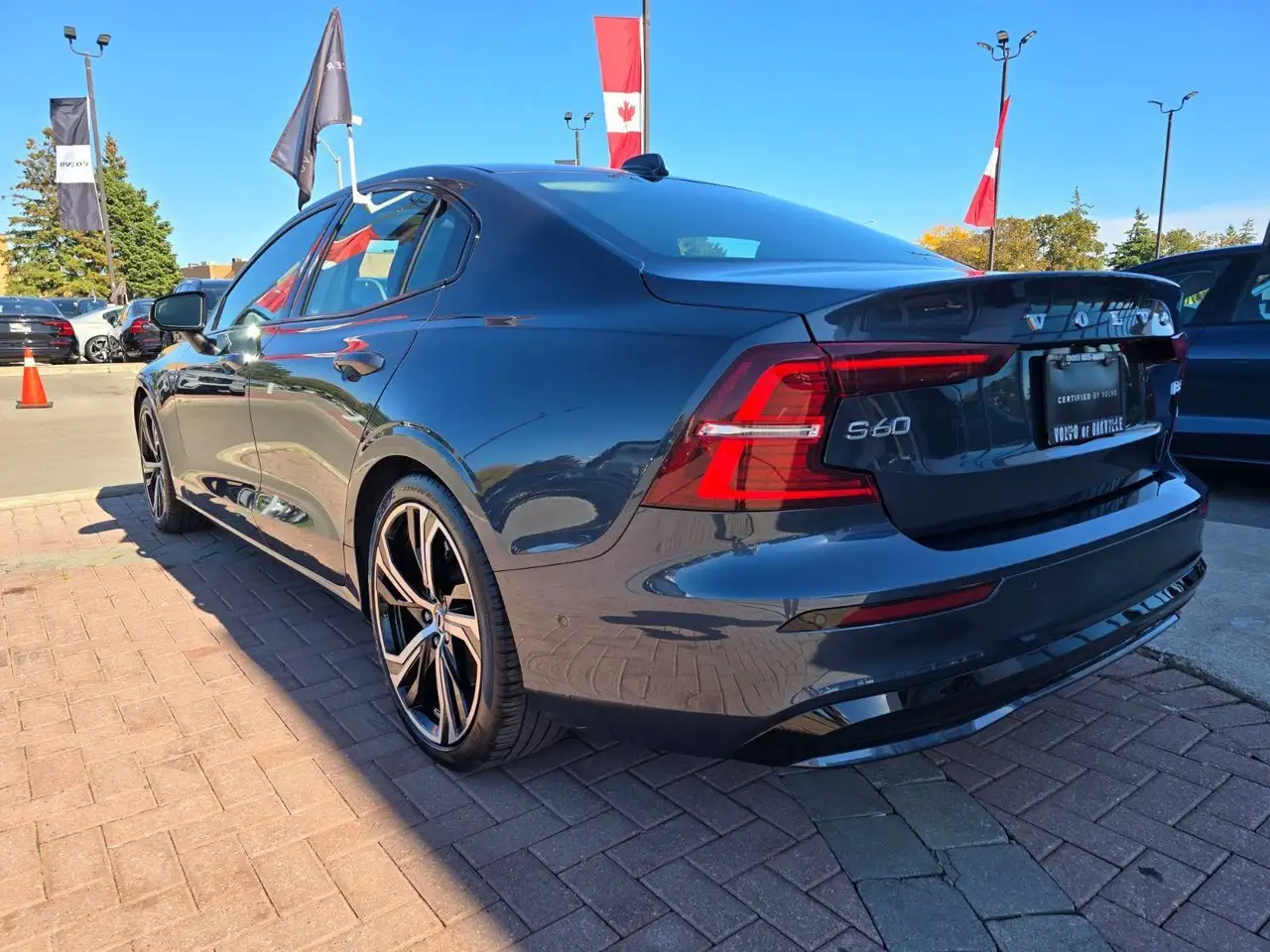 Volvo S60 снимка Volvo S60