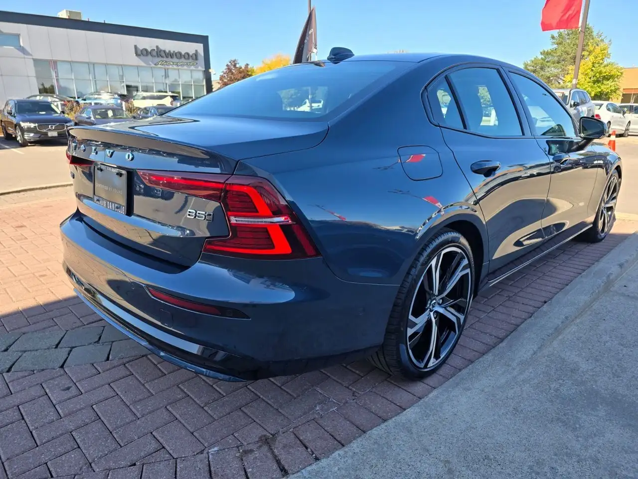 Volvo S60 снимка Volvo S60