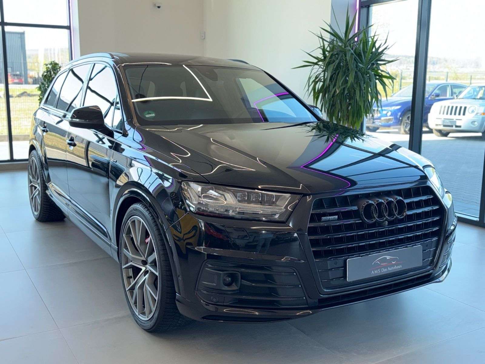 Second hand Audi Q7 3.0
