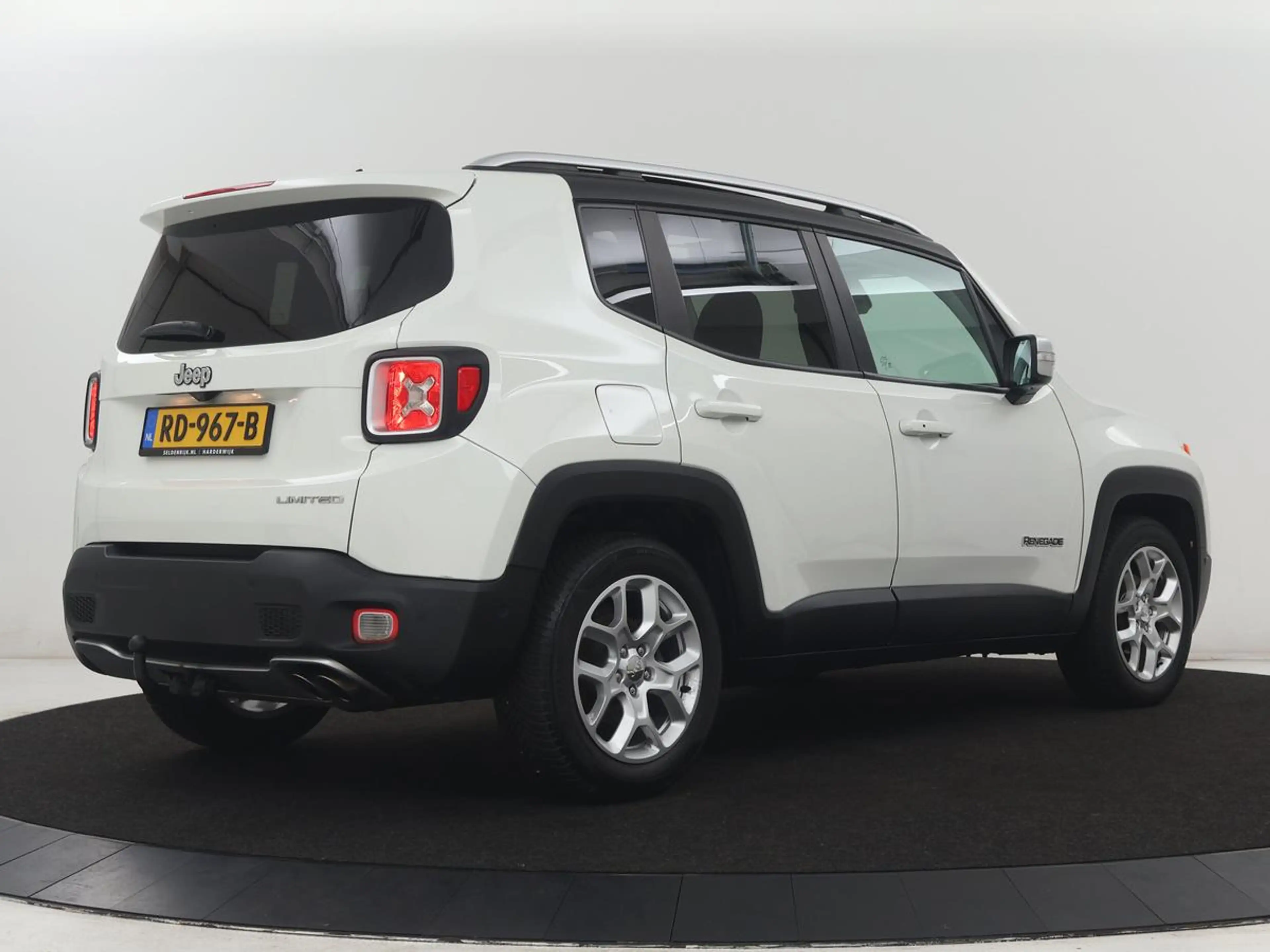 Jeep Renegade 1.4 MultiAir Limited | Panoramadak | Leder | Cruis — photo 37