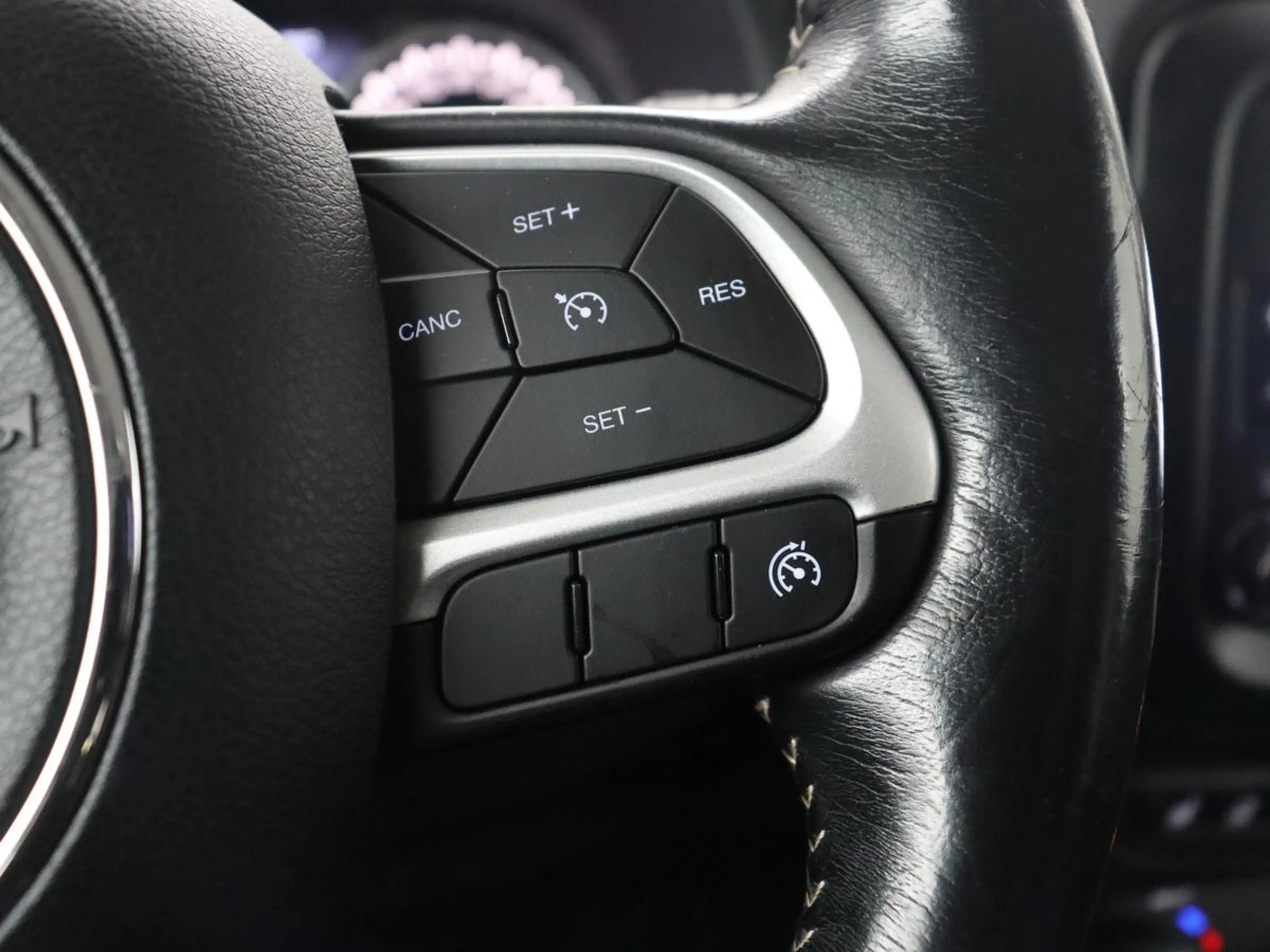 Jeep Renegade 1.4 MultiAir Limited | Panoramadak | Leder | Cruis — photo 20
