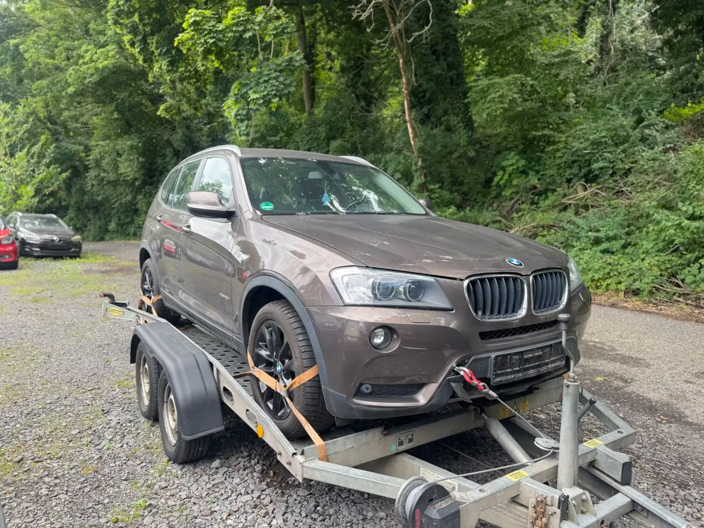 BMW X3 xDrive 20i*AUTOMATIK*XENON*MOTORSCHADEN* Marrón - 2
