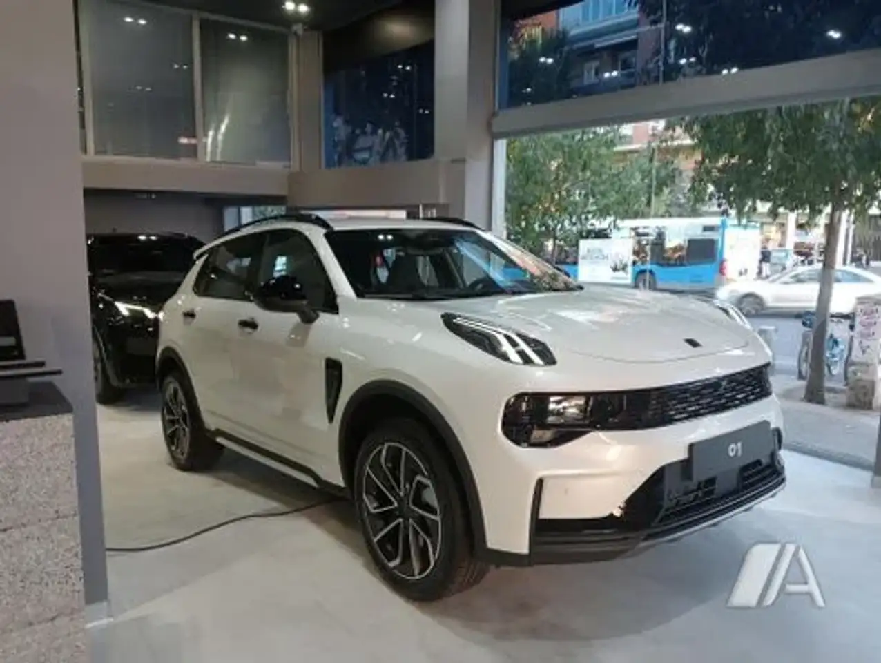 Lynk & Co 01