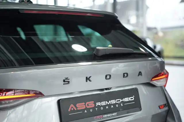 Skoda Octavia view 12
