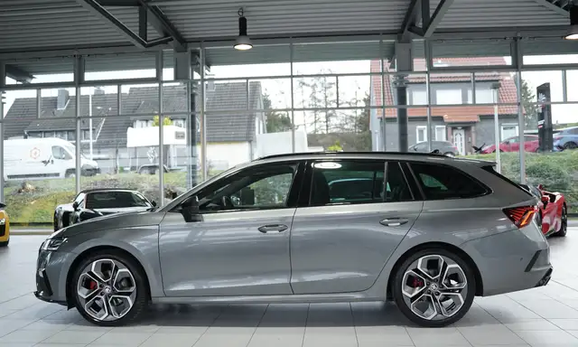 Skoda Octavia view 11