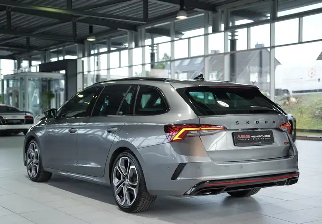 Skoda Octavia view 10