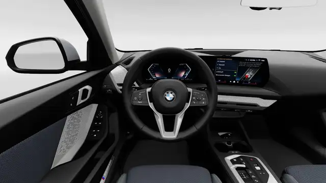 BMW 1 Series view 12