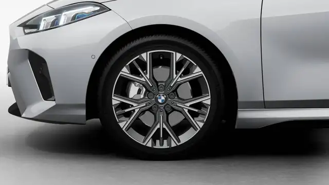 BMW 1 Series view 7